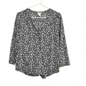 H&M woman’s‎ size medium top